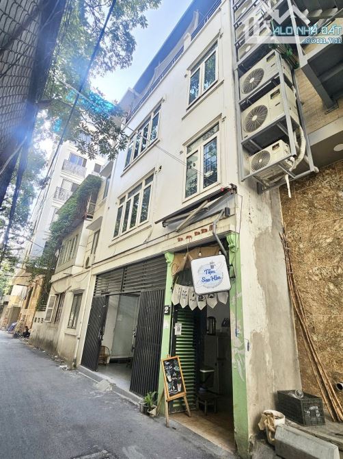 BÁN ĐẤT TẶNG NHÀ HOÀNG QUỐC VIỆT DT 96M2 MẶT TIỀN 10M - NGÕ Ô TÔ - GIÁ CHÀO 35 TỶ - 1
