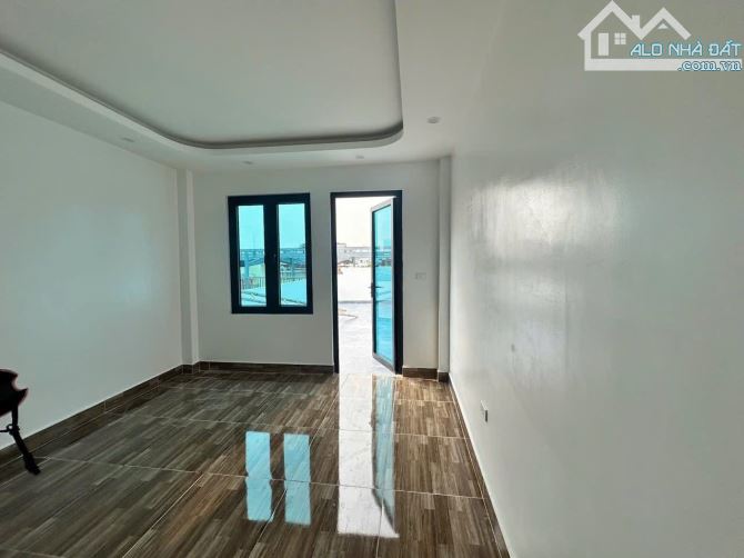 Bán nhà Lạc Trung 46m2, 6T thang máy phân lô, oto 4c đỗ cửa, kd văn phòng. Giá 14.8 tỷ