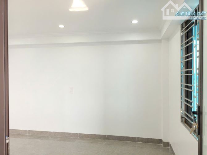 Bán Nhà 3.5 Tầng móng cọc bê tông Nguyễn Lương Bằng Đẩu Sơn kiến An Hải Phòng giá 1.95 tỷ - 2