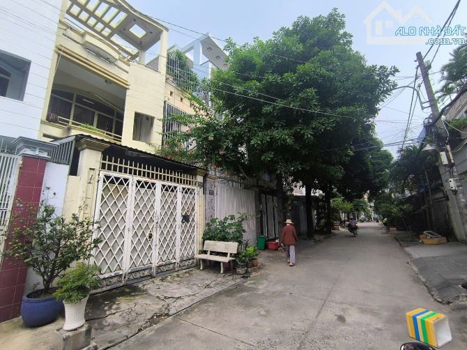 Bán Nhà MT Hẻm 7m Lê Đức Thọ P.16-GV. DT: 5x13 CN 66m2. Nhà 1 Trệt 2 Lầu ST. GIÁ 8.3 TỶ TL - 2