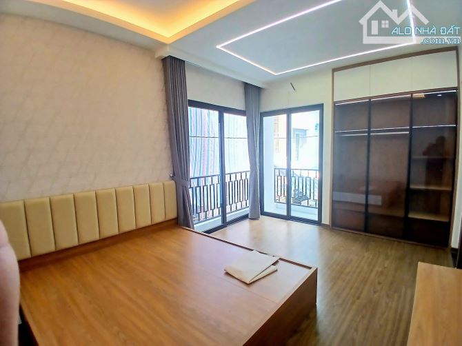 Lô góc duy nhất 5 tầng, 33m, MT mênh mông, ở sướng, kinh doanh đỉnh cao, Phùng Khoang - 2