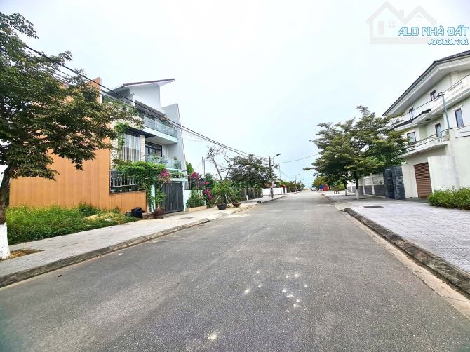 Lô siêu đẹp, Đường 16,5m KQH Thuỷ Thanh 2, Ngay cạnh trường FPT. - 2