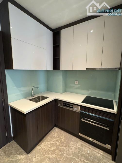 Cho thuê căn hộ 2PN, 82m2, giá tốt tại The Gloria, Nguyên Hồng, Đống Đa, Hà Nội - 2