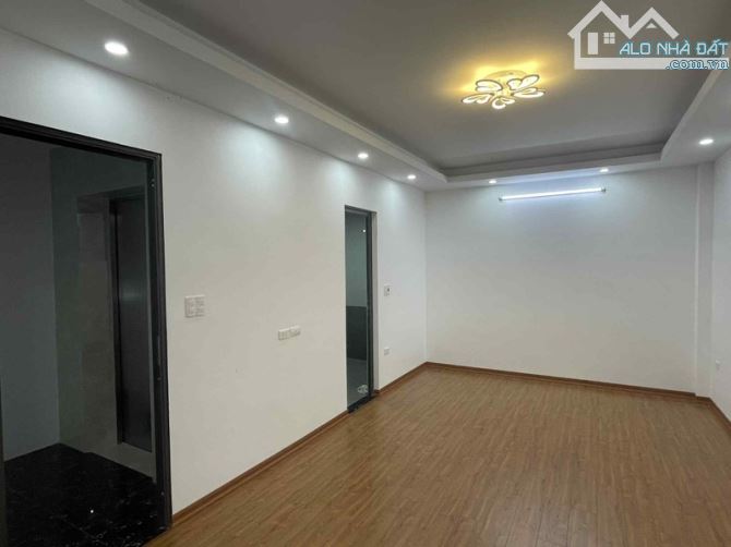 Bán nhà phố trương định 45m2 5 tầng thang máy xây mới – Gần ô tô- giá 8.5 tỷ - 2