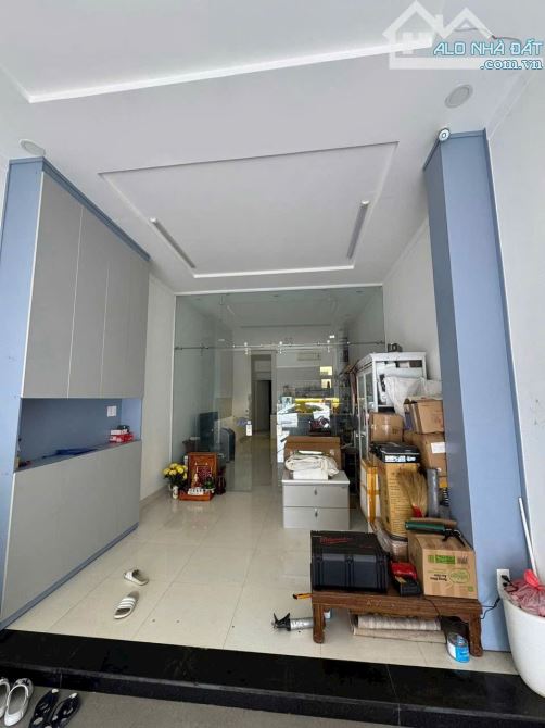 Nhà C4 mặt tiền kinh doanh Chu Văn An đoạn kinh doanh đẹp trên con đường 20m. ——— -DT 4,11 - 2