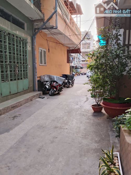 Nhà 4 tầng đường Nguyễn Thiện Thuật (6,2mx16m). Giá 15,2 tỷ - 2