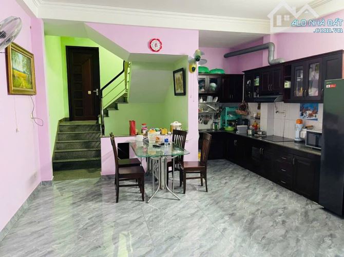 Hẻm 8m - Sổ Đẹp 72m2(5x15) Kết Cấu 5 Tầng Đẹp - 2