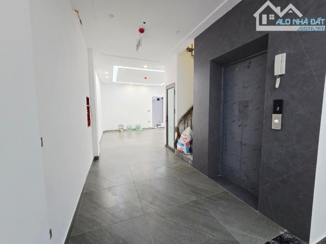 HOA HẬU 7T HIẾM 2THOÁNG PHÂN LÔ Ô TÔ TRÁNH KD PHỐ HOÀNG QUỐC VIỆT CẦU GIẤY 65M2 MT 5M 30TỶ - 2