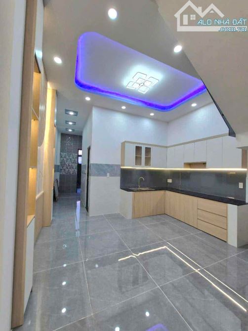BÁN NHÀ ĐẸP SÁT LÊ VĂN QUỚI - NGÃ TƯ 4 XÃ - HẺM XE HƠI - ( 4X16M ) - 2