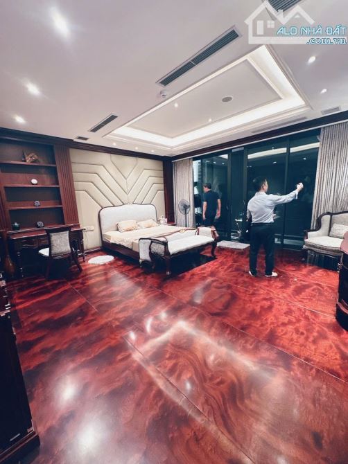 BIỆT THỰ SIÊU ĐẲNG CẤP PHÚ DIỄN – KIẾT TÁC KIẾN TRÚC ĐỘC BẢN – GIÁ 59,8 TỶ-82 M - 1