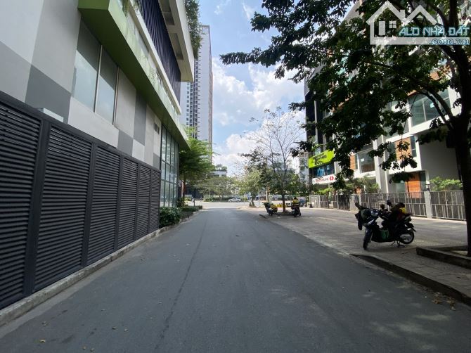 Bán đất đường 60 TM Lợi dự án Huy Hoàng Quận 2 cũ gần khu Hành chính (110m2) 220 tr/m2 - 2