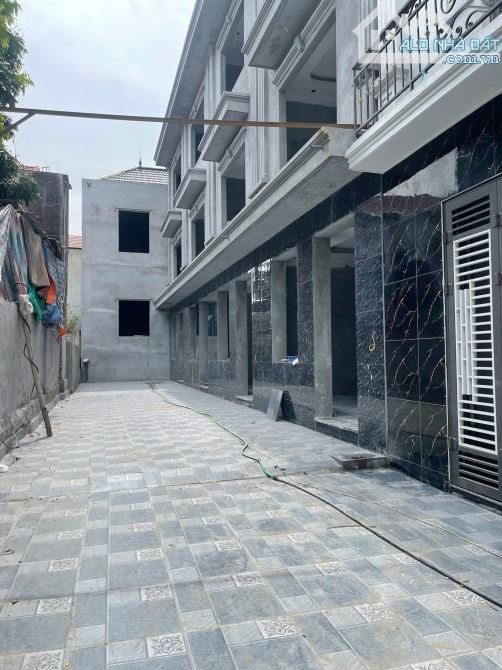 Còn 1 em hoa hậu cực đẹp,vị trí đẹp,ô tô đỗ cửa(4 tầng-2.8 tỷ)Ở ngay Phụng Châu-Chương Mỹ - 2