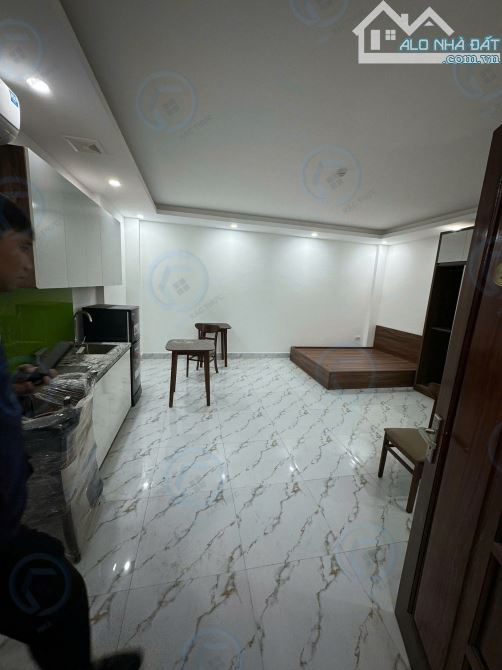 Bán Nhà Đội Cấn, Linh Lang 26 tỷ 101m2 x 8 tầng cho thuê 130 triệu/tháng - 2