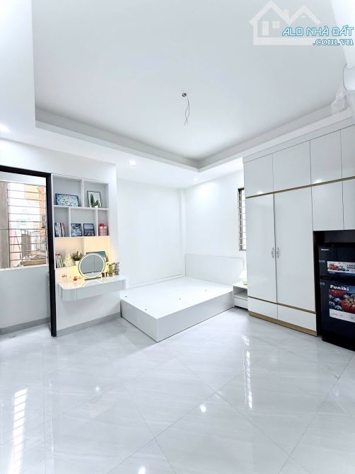 Bán nhà cho thuê dòng tiền mặt ngõ ô tô tránh Khúc Thừa Dụ, Cầu Giấy 80m2, 7 tầng 25 tỷ - 2