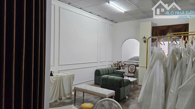 🏡 NHÀ ĐẸP NỞ HẬU – GẦN BV ĐỒNG NAI – GIÁ TỐT📐 Diện tích: 5.8 x 19m (nở hậu 6m) chỉ 4.45 - 2