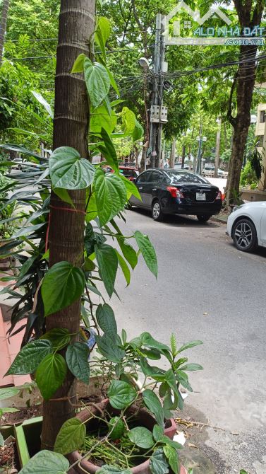 BÁN NHÀ NGỤY NHƯ KON TUM–THANH XUÂN, 50M², 4 TẦNG, MẶT TIỀN 4.2M, Ô TÔ ĐỖ CỬA–GIÁ 17.5 TỶ. - 2