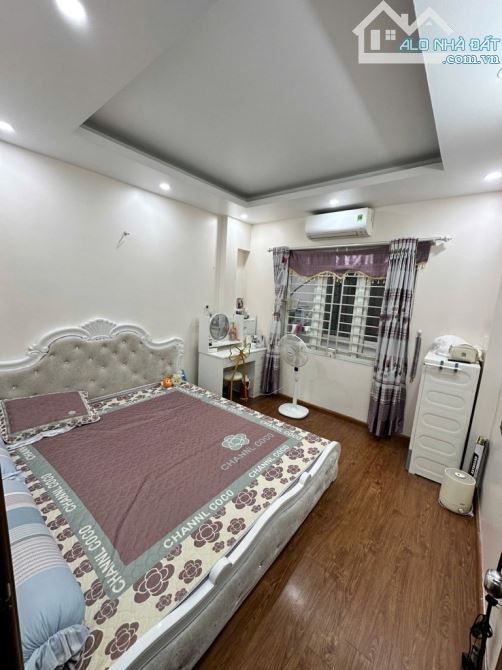 Nhà đẹp Mỹ Đình 42m2 x 5T - Ô tô gần - Full Nt ở ngay giá chỉ 8,35 tỷ. - 2