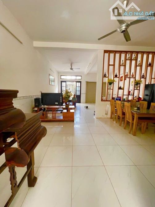 Bán Nhà Cấp 4 đường Tô Ngọc Vân phường THẠNH XUÂN Q12.dt .161m2(6,5x25) hẻm 6m giá 9,5tỷ - 2