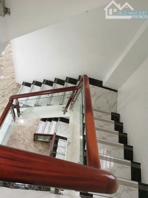 Bán Nhà Mặt Tiền Lý Nam Đế –4 tầng.Kinh Doanh đa ngành nghề.Đầu tư giử tiền.Chỉ 15 tỷ - 2