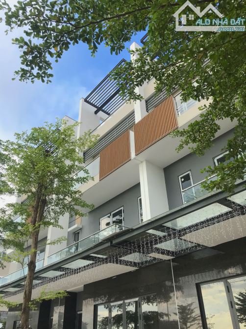 BÁN NHÀ MẶT TIỀN ĐƯỜNG THỐNG NHẤT – VIEW CÔNG VIÊN. HOÀNG QUỐC VIỆT, THÀNH PHỐ HUẾ - 3