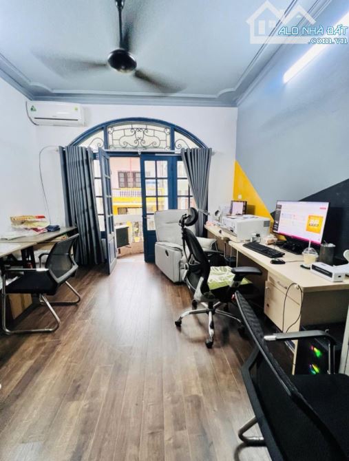53m2, 4T CHẮC CHẮN KHU PHÂN LÔ PHỐ NGUYỄN PHÚC LAI - NHÀ CÁCH PHỐ 20m - NGÕ Ô TÔ - 3
