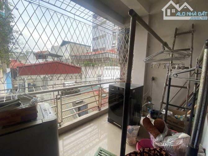 Bán Nhà riêng mặt ngõ Phố Trần Khát Chân, Lô góc, ngõ thông sát phố, 30m2x5 Tầng, Sổ vuông - 3