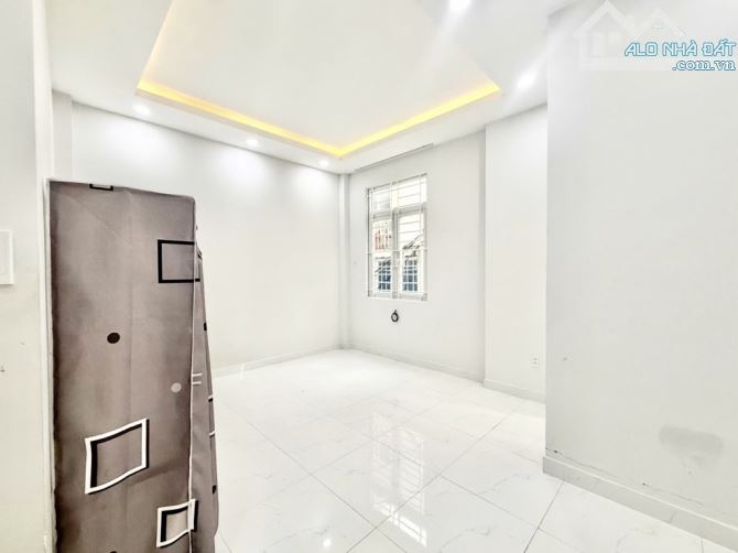 Nhà sổ riêng 4 tầng, ngang 5.7m, 4pn, phú nhuận - 3