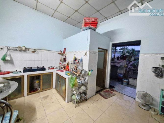 BÁN NHÀ QUẬN 9,GIÁ SIÊU RẺ DT220M NGAY CẠNH TRƯỜNG ĐH TC MARKETING,HẺM XE HƠI 6M,NHỈNH 6TỶ - 3