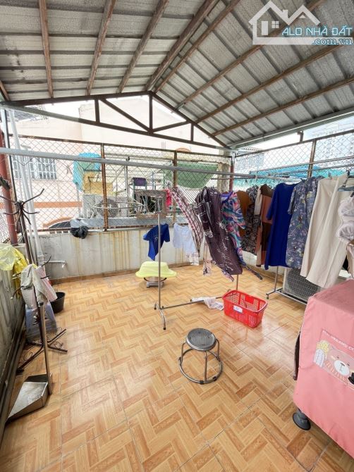 CẦN BÁN NHÀ mặt tiền Lê Sao   - Tân Phú. 💥96m2 ngang 6m nở hậu 10m. 🏘️ Nhà đúc 4 lầu + 3 - 3