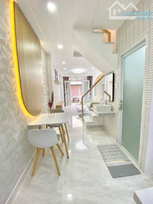 Bán nhà đường Bùi Quang Là, 2 tầng 60m2, hẻm 4m, Giá 4 tỷ 9 có thương lượng - 3