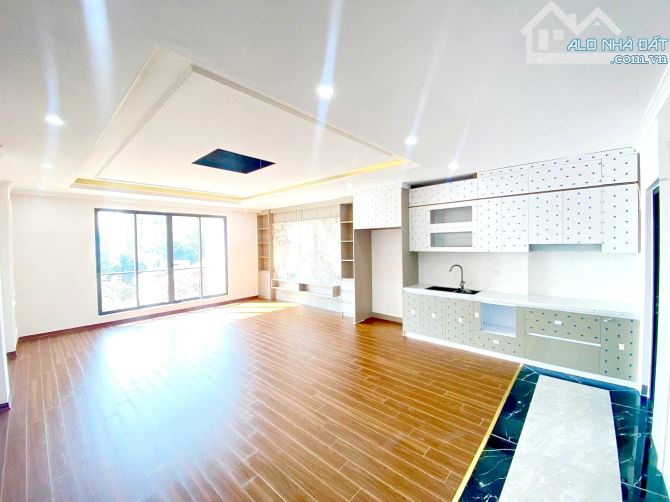 BÁN SIÊU PHẨM NHÀ MẶT PHỐ HÀO NAM ĐỐNG ĐA – LÔ GÓC 2 MT 13M - 46M² x 7 TẦNG – GIÁ 34.5 TỶ - 3