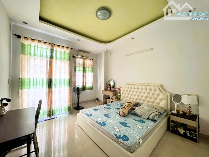 Bán nhà 4 tầng ôtô ngủ trong nhà, hẻm 8m, sát Hoàng Diệu 2, hơn 8 tỷ - 4