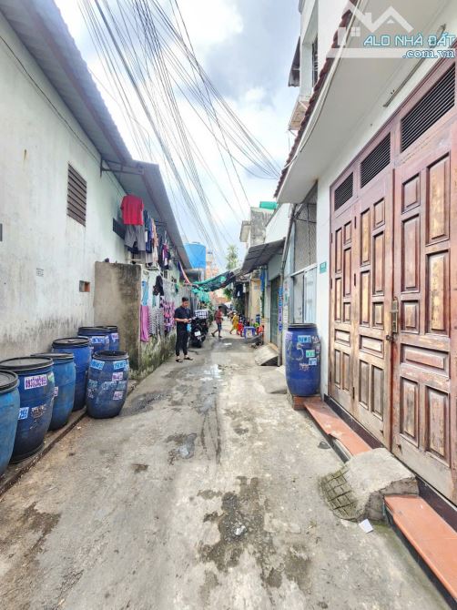 Bán nhà 1T1L và phòng trọ 9x15m, hẻm Nguyễn Đức Thiệu p. Dĩ An, thu 12tr/th - 4