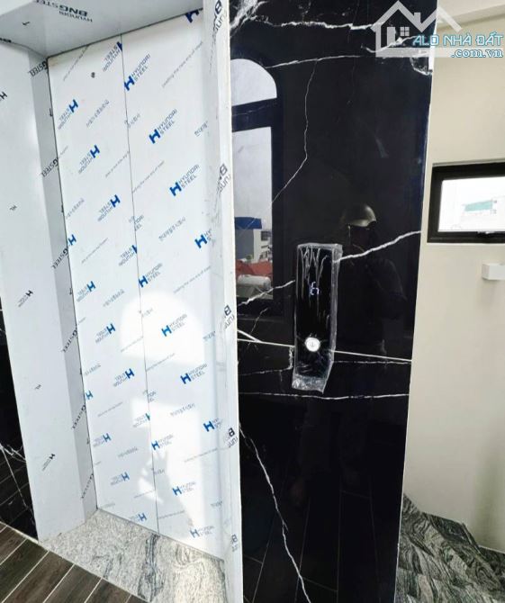 trung tâm long biên 50m ra ô tô tránh , nhà đẹp ở luôn , ô tô đỗ cửa tháng máy xịn sò - 4