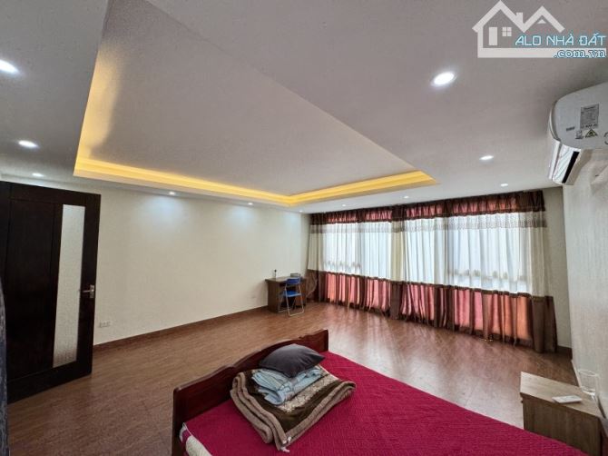 Nhà 6 tầng mặt phố Ngô Gia Tự, Long Biên, Hà Nội. DT 81m2, MT 5,6m. Giá 25 tỷ - 4
