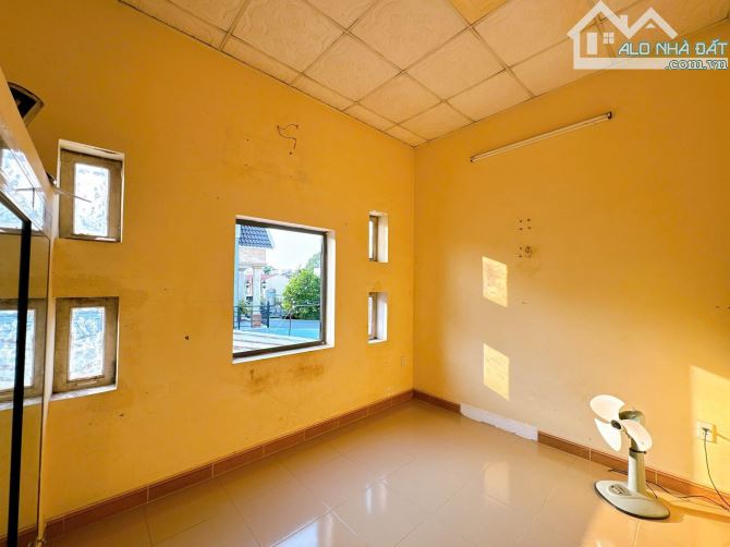 Bán nhà 1 trệt 1 Lầu Vị trí 2 Nguyễn Ái Quốc gần Gx Gia Cốc phường Hố Nai ( Long bình mới - 4