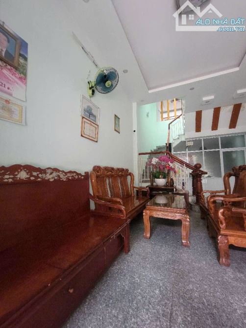 Nhà bán , Thanh Lộc, 2Mặt Tiền, 4mx17m, 3 Tầng, đường 10m ,có vỉ hè, giá 6.35 tỷ - 4
