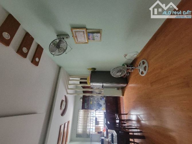 Nhà 3 tầng đường THẠNH LỘC 37, phường THẠNH LỘC, Quận 12 dt 68m2 (4mx17m) đường 10m💰6,35T - 4