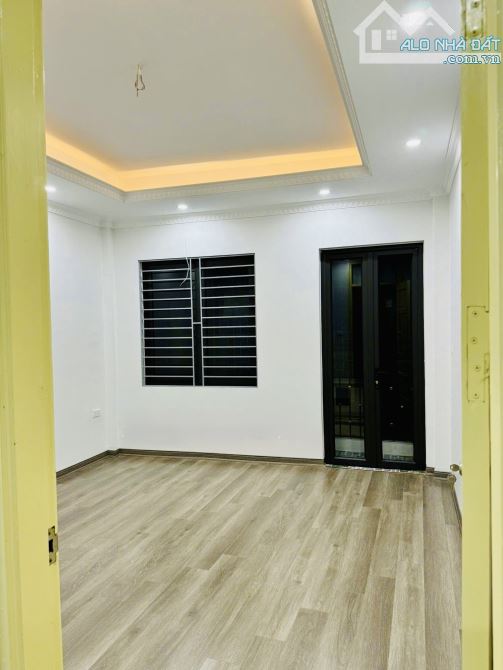 TT CẦU GIẤY-CÓ 102-TIỀM NĂNG TĂNG GIÁ-BÁN NHÀ 40M2 - 4