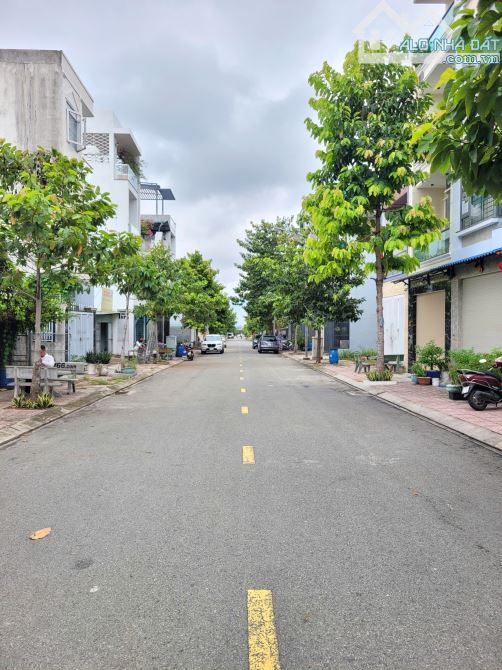 Bán nhà 1T3L 4x16.7m hoàn công, đường N1 KDC Phú Hồng Thịnh 6 p.Bình An - 4