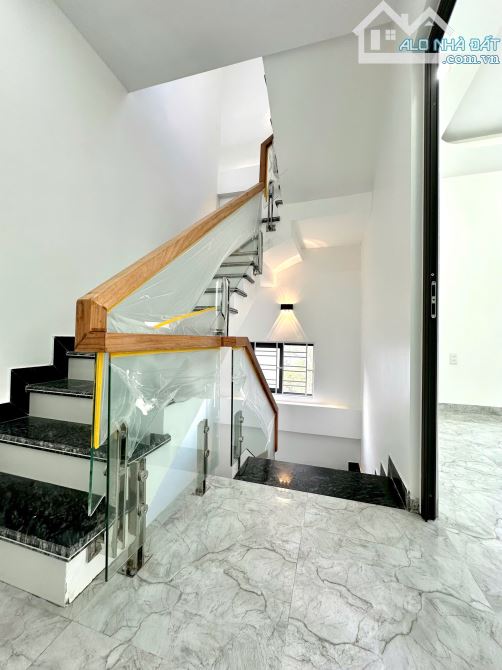 Đằng Hải - Trần Hoàn - Ô tô đỗ cửa - 3 Tỷ 950 - 4