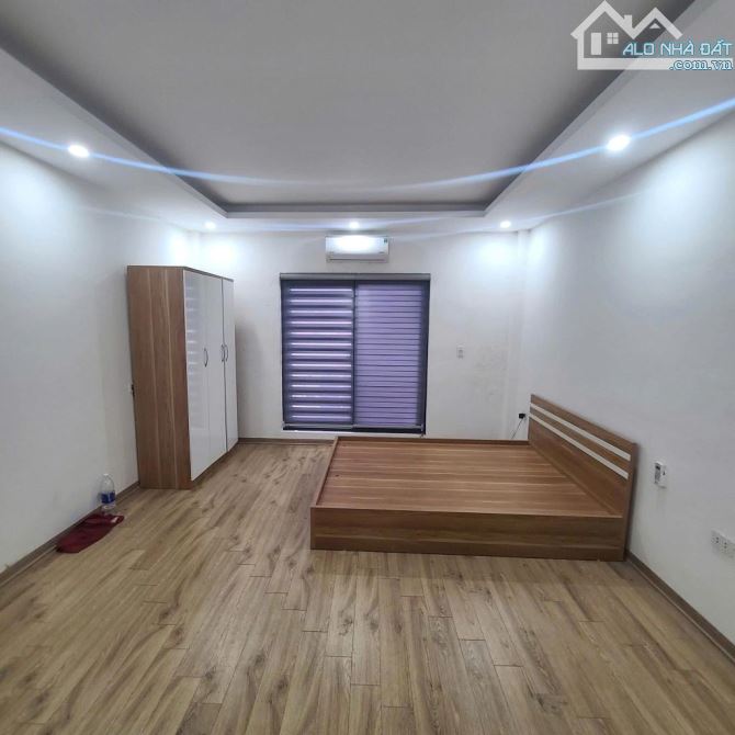 Bán nhà gần ga nhổn 31m2 4 tầng vuông đẹp 2 thoáng trước sau 10m ô tô đỗ tránh 4 tỷ 25 - 4