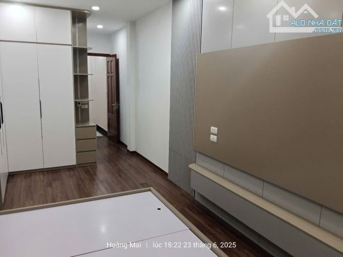 TRUNG TÂM HOÀNG MAI - NHÀ MỚI 5 TẦNG - 2 THOÁNG- 39M - 5 TẦNG GIÁ 7,68 TỶ. - 4