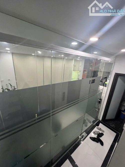 🌟 Bán Nhà Mặt phố Nguyễn Ngọc Vũ, 68m2 7T Thang máy, MT khủng 13.2m, Chỉ 39 Tỷ  🌟 - 4
