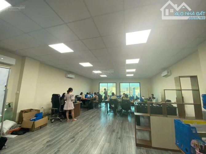 cho thuê văn phòng, mbkd tại 166 ngõ 8 Lê Quang Đạo,phú đô,Nam Từ Liêm 120m chỉ 10- 12.5tr - 4
