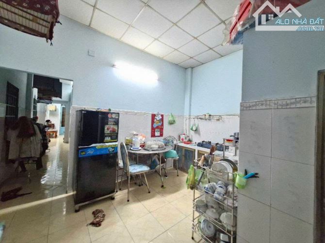 BÁN NHÀ QUẬN 9,GIÁ SIÊU RẺ DT220M NGAY CẠNH TRƯỜNG ĐH TC MARKETING,HẺM XE HƠI 6M,NHỈNH 6TỶ - 4