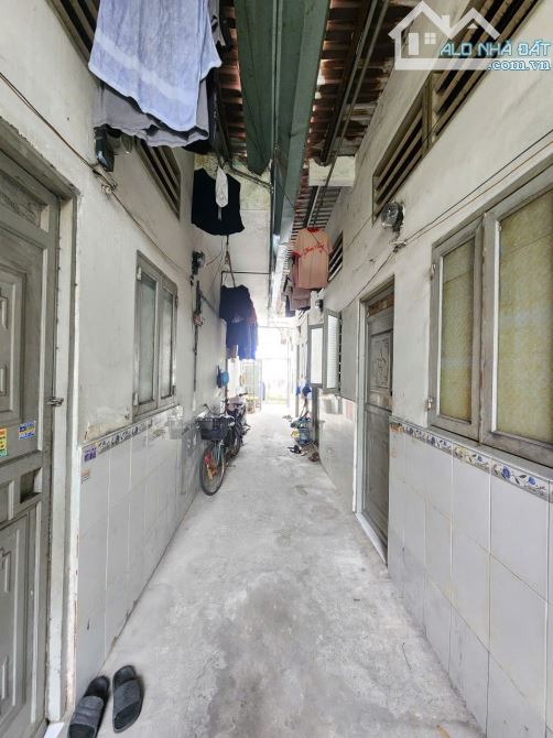 Bán nhà 1T1L và phòng trọ 9x15m, hẻm Nguyễn Đức Thiệu p. Dĩ An, thu 12tr/th - 5