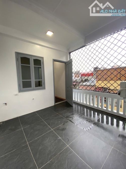 HOÀNG HOA THÁM - NGÕ THÔNG - DÂN XÂY - FULL NỘI THẤT- NHÀ ĐẸP - Ở YÊN TĨNH - GIÁ TỐT - 5