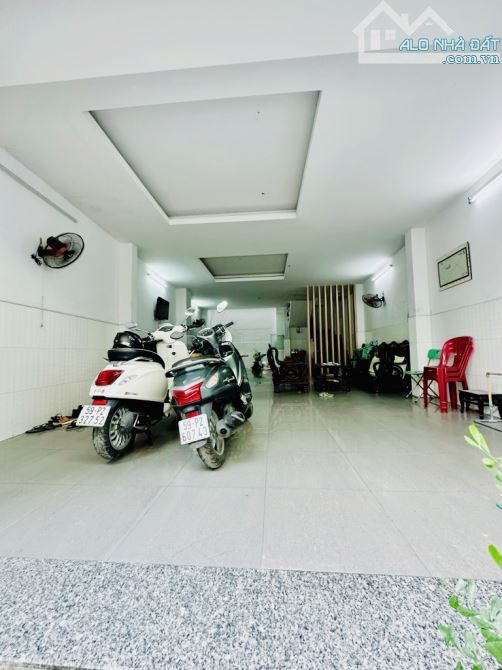 Bán nhà đẹp khu VIP Tân Bình hẻm nhựa 8m thông, nở hậu 6,7m, gần sân bay, 9 tỷ nhỉnh - 5