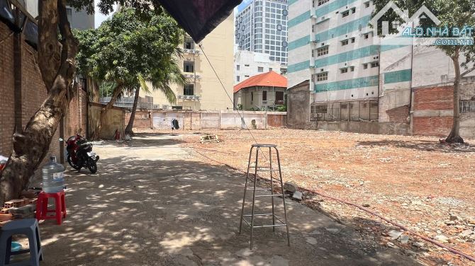 Bán quỹ đất 1304m2 mặt tiền 219 Nguyễn Văn Thủ, Phường ĐaKao, Quận 1 - 5